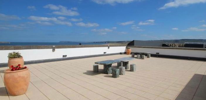 Cosy 3 Bedroom Apartment In Central Portrush With Sea Views Екстер'єр фото