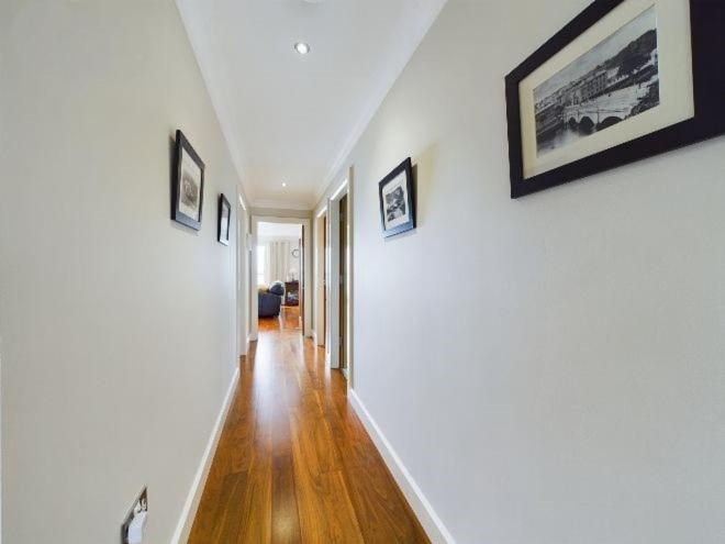 Cosy 3 Bedroom Apartment In Central Portrush With Sea Views Екстер'єр фото